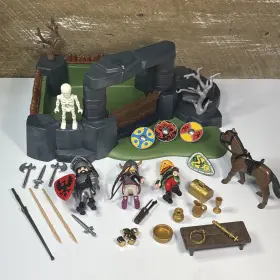 Playmobil 008789031372 Retired Vintage 3137 Vikings And Knights Attack Ambush Set Incomplete
