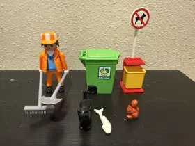 Playmobil 008789031969 Vintage 3196 Sanitation Worker With Broom And Cat 2000 Complete Extras