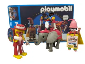 Playmobil 008789037978 Vintage 1991 Romani Circus Clowns With Baby Elephant Set 3797