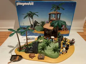 Playmobil 008789037992 Set #3799 Turtle Cove Treasure Island With Box Extras Included 1991