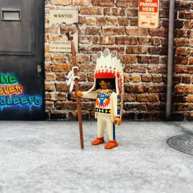 4589 Playmobil 008789045218 Vintage Special Native American Indian Chief Pre-owned