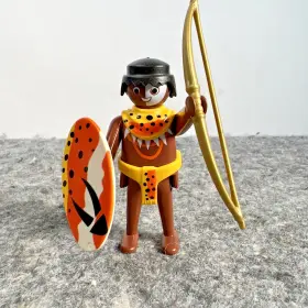 Playmobil 008789045645 Jungle 4564 Tribesman Warrior Native Figure No Cuffs / Headdress
