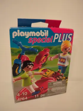 Playmobil 008789047649 4764 Special Plus Two Children With Toys Skateboard Scooter Sealed