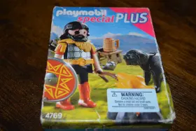 Playmobil 008789047694 Special Plus 4769 Barbarian With Dog At Campfire