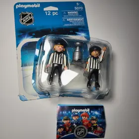 Playmobil 008789050700 - 5070 Nhl Referees With Cup Rare