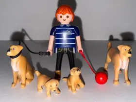Playmobil 008789052094 5209 Golden Retriever Dogs With Puppies Walker City Life Set Complete