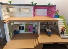 5574 Playmobil 008789055243 City Life - Modern Luxury Mansion Complete Set With Instructions