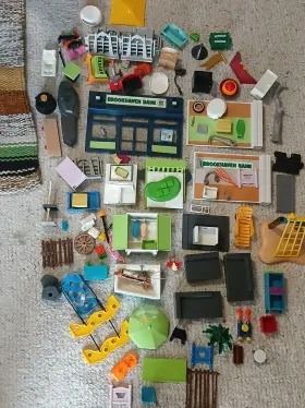 Playmobil 008789055309 Mixed Lot Parts From Vet Pet Exam Room Hospital Pieces Misc