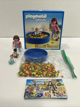 Playmobil 008789055729 New In Box City Life # 5572 Preschool Ball Pit Used Complete