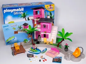 Playmobil 008789056368 City Life Luxury Beach House Playset Doll 5636 In Box Complete