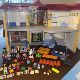 Playmobil 008789059239 5923 School With Box. Almost Complete