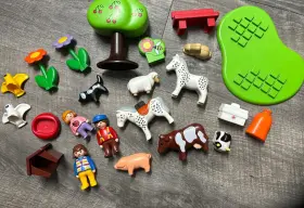 Playmobil 008789067579 Childrens Animal Play Meadow Park Set 1980 Farm Animals