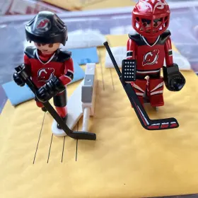 9037 Playmobil 008789090362 Nhl New Jersey Devils Ice Hockey Goalie 9036 Shooter Player