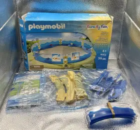 Playmobil 008789090638 Family Fun Aquarium Enclosure Set #9063 - New