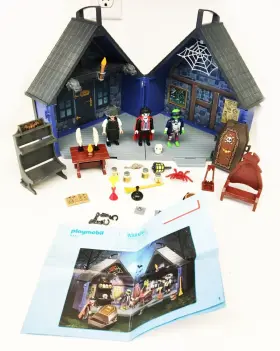 Playmobil 008789093127 Take Along Haunted House 2013 Vampire 9312 Horror Near Complete