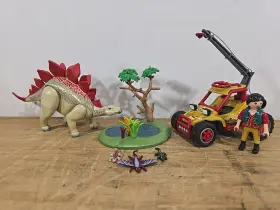 14-870 Playmobil 008789094322 #9432 Dinosaur Explorers Stegosaurus Play Set - Completed