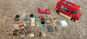 Playmobil 008789700759 Food Truck Lot Large Accessory Bundle 3 Figures Kitchen Gear Pic