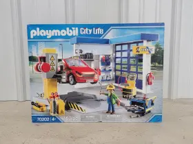 Playmobil 008789702029 Car Repair Garage City Life 70202 New Sealed