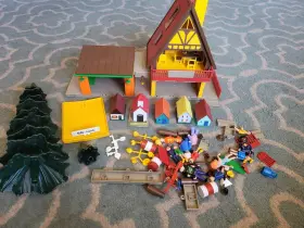 00915 Playmobil Large House And Figures Lot Buildings People Accessories Bulk Set