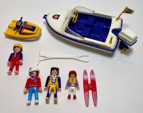 3065 Playmobil 025369030093 3009 Motorboat Without Motor And Jet Skier Weight - No Boxes