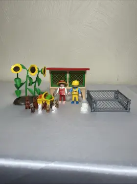 Playmobil 025369030758 Vintage 3075 Rabbit Bunny Hutch And Garden Retired Complete 1999