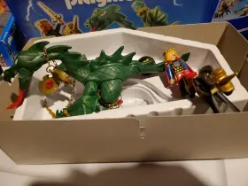 Playmobil 025369039126 3912 Play Set Fire Breathing Green Dragon Prince Horse Real Metal Accs