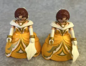 13-9333 Playmobil Queen Duchess Princess Colorful Dress Mystery Series 13 1987 Lot Of 2