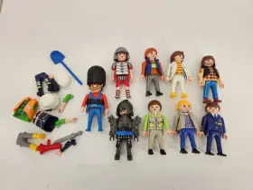 2004956 Playmobil Figure And Parts Lot