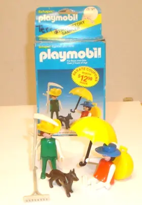 2950 Playmobil Vintage 1983 Schaper Farmer And Wife With Original Box