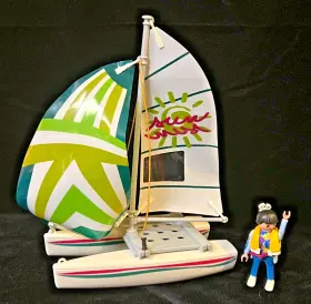 3183 Playmobil Vintage Catamaran Toy With Girl Sailor 2001 - P