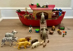 3255 Playmobil Wild Life Floating Noah S Ark Complete