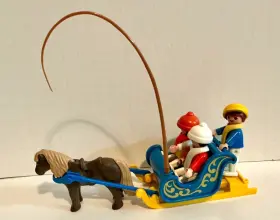 3391 Playmobil Vintage Children On Sleigh Complete Winter Fun