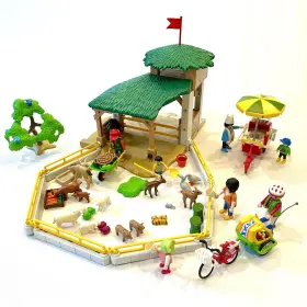 3423 Playmobil Petting Zoo Nearly Complete With Hot Dog Stand And Extras