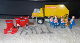 3470 Playmobil Trash Garbage Truck And Accessories Vintage 1978