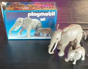 7995 Playmobil 3493 Mother And Baby Elephant Large Small African Safari