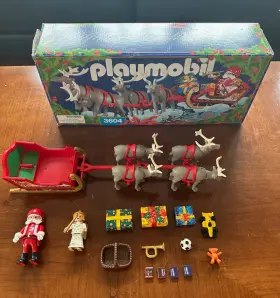 3604 Playmobil - Santas Magic Sleigh Complete With Box