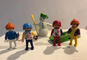 3688 Playmobil Winter Snow Scene With Snowman 4 Kids Sled Toboggan
