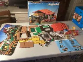 3775-7002 Playmobil 3775 Pony Ranch Set With Box Instructions Poster And Extra Ponies Fence
