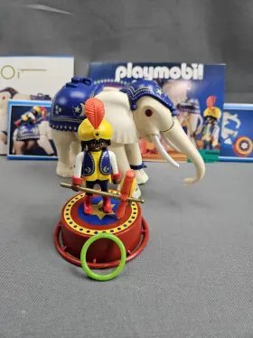 3809 Playmobil White Albino Circus Elephant And Trainer Rare Complete Set No Box