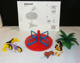 3820 Playmobil - Leisure Modern Merry-go-round Playground