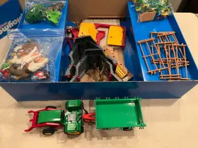 3909 Playmobil #3909 Farm House With Tractor And Figures / Animals Used - Complete Box