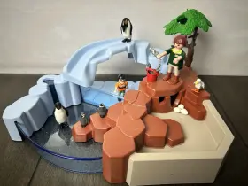 4013 Playmobil Super Set Penguin Habitat Zoo Water Waterslide