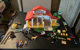 4190 Playmobil - Horse Farm. Discontinued Set. Incomplete