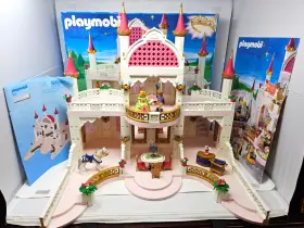 4250 Playmobil Fairy Tales Magic Castle With Princess Crown Royal Palace
