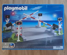 4306 Playmobil Railroad Crossing With Barriers