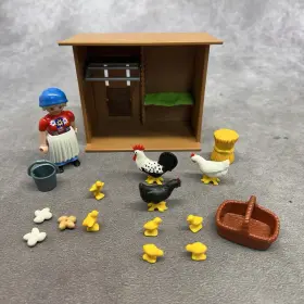 4492 Playmobil Farm Chicken Coop And Figure - Incomplete