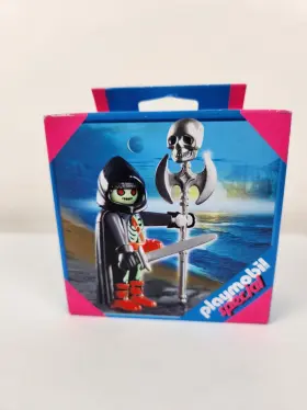 4694 Playmobil Hooded Ghost Pirate Skeleton Halloween Knight New 2011 Rare