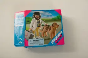 Jsf6 Playmobil 4750 Special F1r/jsf6 Veterinarian Doctor With Dog Opened Box Loose