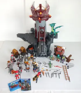 4836 Playmobil Play Mobil Dragons Dungeon Castle Playset Lot Lots Of Extras And 16 Figures