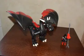 4838 Playmobil Knights Giant Battle Dragon With Warrior Rider 99% Complete Exc. Cond